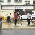 全員上陣！涢水社區(qū)掀起清潔家園新高潮