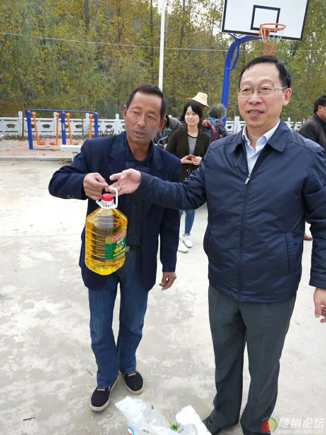 扶1.jpg