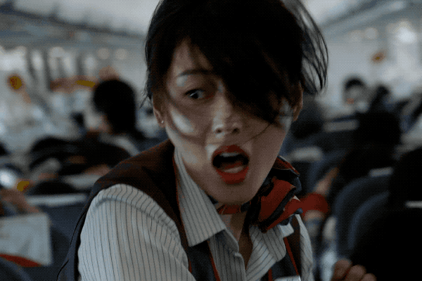 RYKAt4cG6aw5p.gif